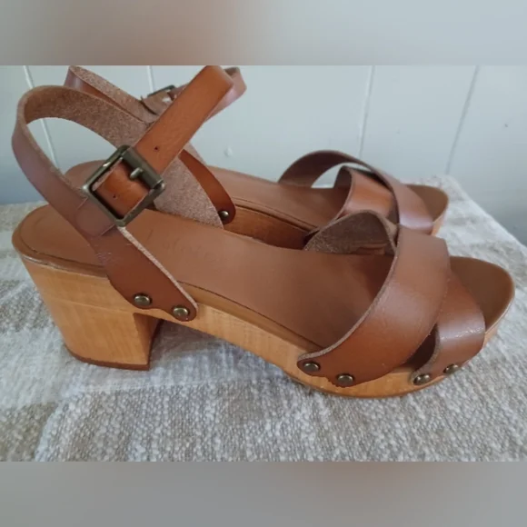 Altar’d State Holly Wedge Heel Clog Sandals Shoes Brown Leather Women’s - Picture 3 of 6